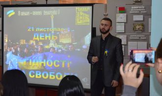 23755374_930463847110411_2391559810387037185_n