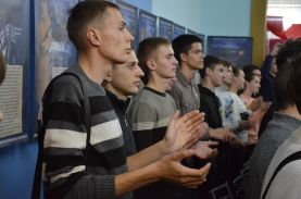 23844630_930463960443733_1869979752518102017_n