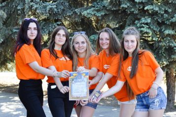 34046807_2139494329618697_95797471715786752_o