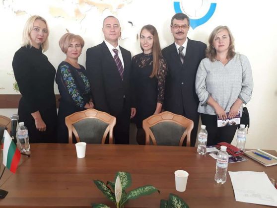 43504156_505628849863824_6617544928023019520_n