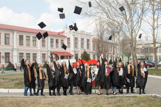 54728596_2339914762909985_1216336065372094464_n