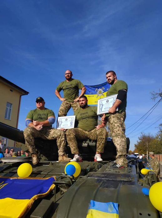 72337492_927794434253871_673090180659281920_n