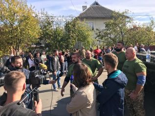 72570827_1928847707260509_669815495729348608_n