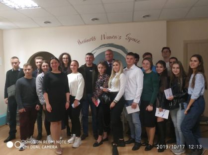 74242387_1242992875873553_8393051311171436544_n