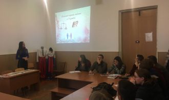 F52F50A0-E002-484F-BCF2-B2EA7385F78A