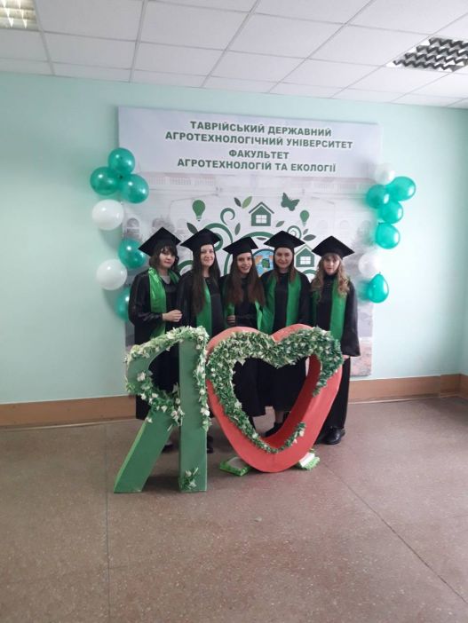 IMG-240a8dc838168bec5c749a7c787c3234-V