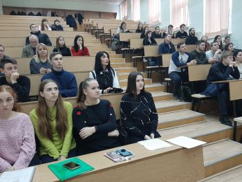 IMG-3bb06e52a28f7da6d2811c580bd422eb-V