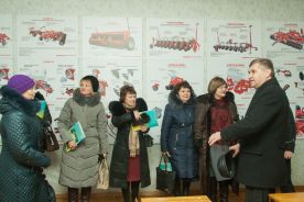 IMG-4c9aa21560ac6b704f8f553184a487dd-V