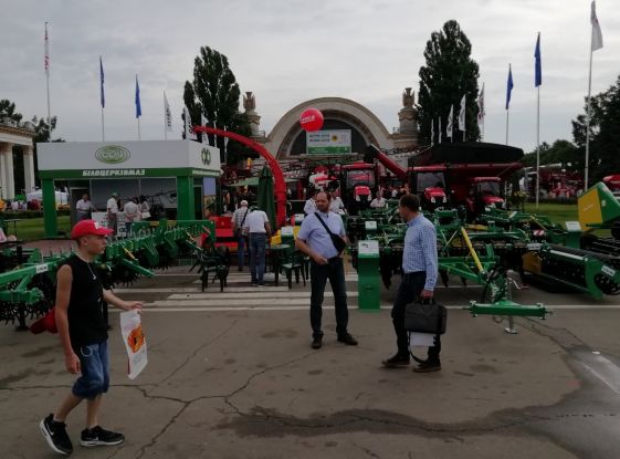 img-6f0642cf3bdbc65b44ca62ee4f057c2c-v