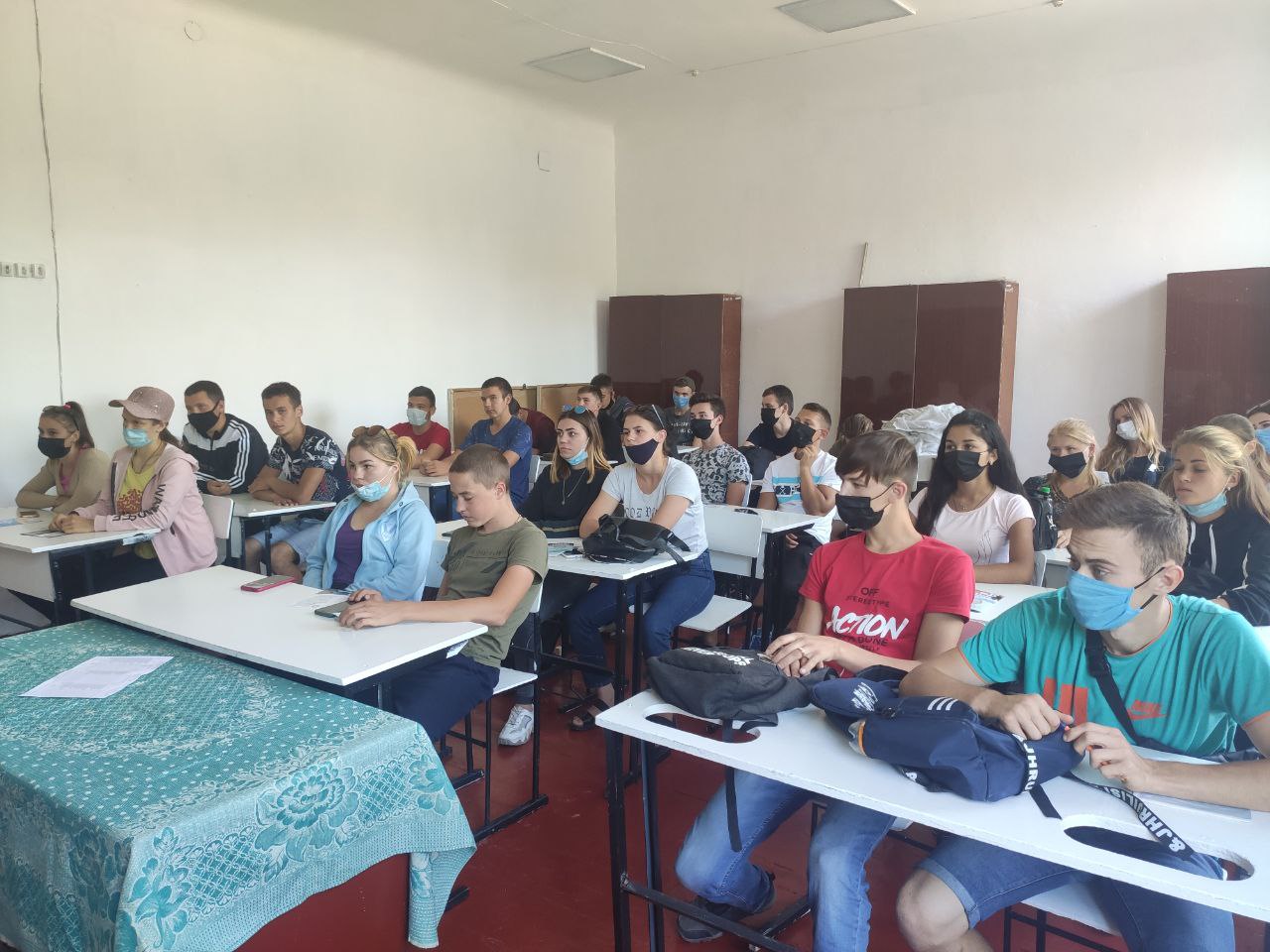 photo5420116584749445033