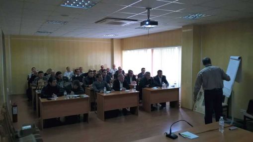 wp_20160920_12_04_59_rich_li-min